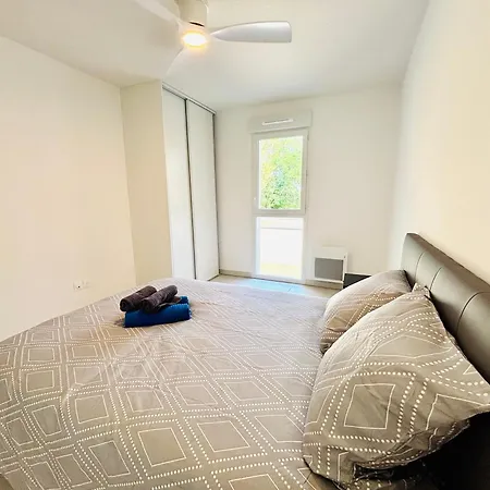 Apartamento 111 Acces Direct 3min De La Mer,2 Places De Parking Gratuite, Terrasse Vias